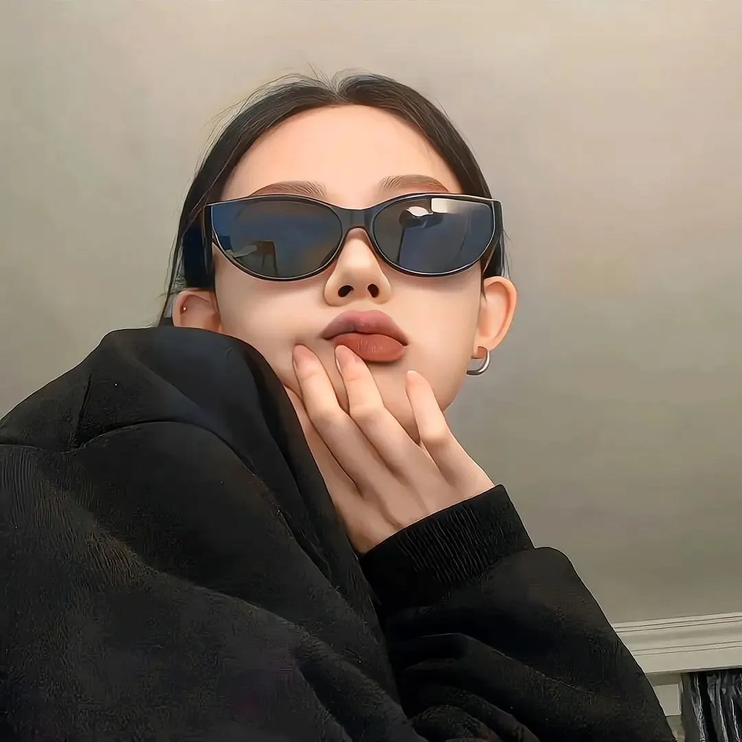 港区小霸王是恋爱脑